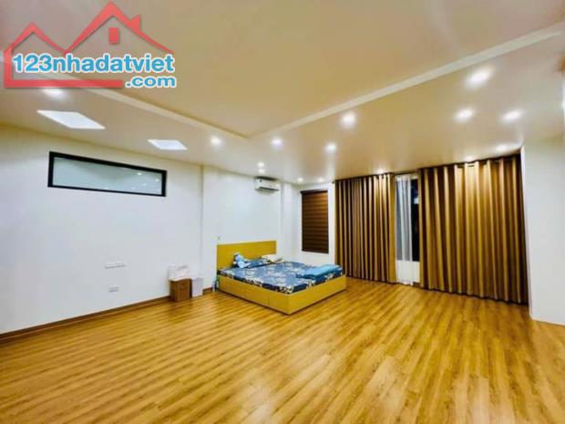 cần bán nhà ao sen hà đông 57m gíá 11.5 tỷ ô tô đỗ chước cửa . - 3