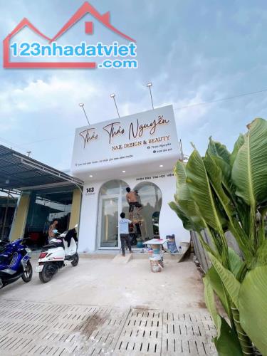 Sang nhượng tiệm NAIL,MI, GỘI ĐẦU MASSAGE ngay trung tâm Lộc Ninh, Bình Phước, Tel :