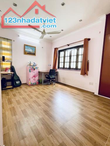 Bán Nhà - Nguyễn Văn Trỗi - P.15 - Phú Nhuận - 66m2 - 6 x 11 - 8.9 Tỷ (TL)