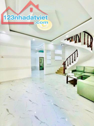 4 TẦNG - DT 70 M2 + 20 M2 SÂN ĐỂ XE RIÊNG BIỆT - PHAN ĐĂNG LƯU - PHÚ NHUẬN. - 1