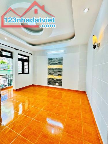 4 TẦNG - DT 70 M2 + 20 M2 SÂN ĐỂ XE RIÊNG BIỆT - PHAN ĐĂNG LƯU - PHÚ NHUẬN. - 3