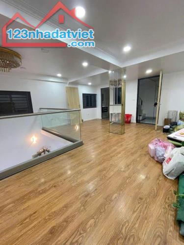 (Siêu phẩm) Tòa nhà VP 51m2 x 7T tại Trần Phú - Vừa ở vừa cho thuê - Ô tô vào nhà - Tin - 2