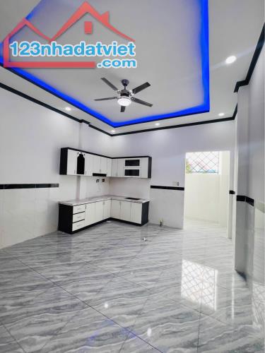 🌹NHÀ BÁN Đoàn Nguyễn Tuấn GẦN chợ Hưng Long  -122M2-GIÁ 1tỷ 075tr - 4