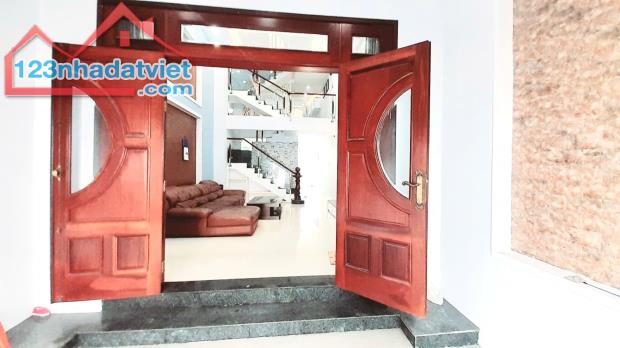 BÁN NHÀ HIỆP BÌNH PHƯỚC, ĐƯỜNG 27, SIÊU PHẨM 5 TẦNG ĐẸP LUNG LINH 91M2. DỌN NGAY VÀO ĐÓN - 2