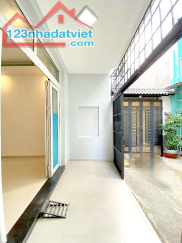 Bán Nhà Gò Vấp, Hẻm ÔTô, DT 60m², Giá 4 Tỷ Hơn, Thiết Kế Hiện Đại - 3