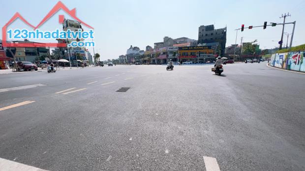 CỰC PHẨM GIA THƯỢNG 150M, MT7M, VIEW CÔNG VIÊN, SÁT NGÃ 6 NGỌC THỤY - HỒNG TIẾN.