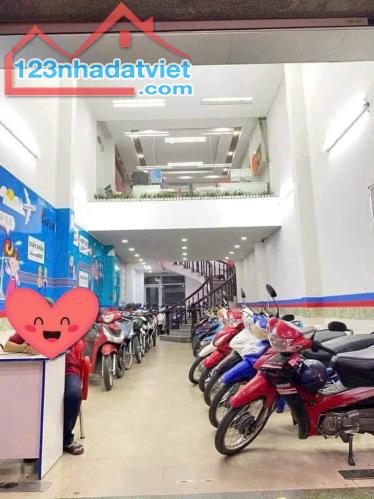 Nhà 4 lầu và sân thượng mặt tiền 3 tháng 2, Ninh Kiều, Cần Thơ - 19,5 tỷ - 2