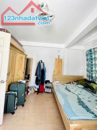 Nhà góc 4 tầng (4.5*9m) hẻm thông đường Bùi Minh Trực P6Q8 - 3