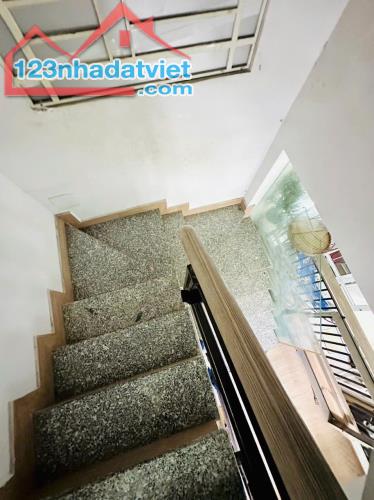 Nhà góc 4 tầng (4.5*9m) hẻm thông đường Bùi Minh Trực P6Q8 - 4