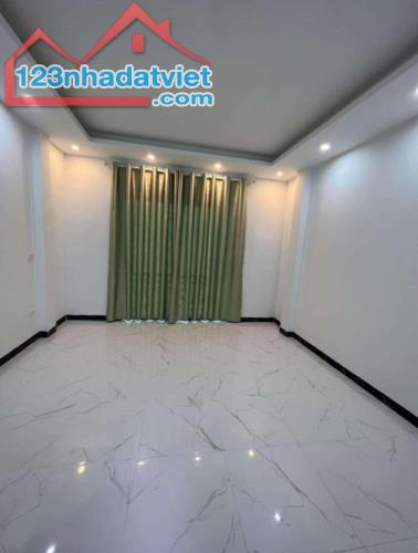 SIÊU PHẨM NHÀ MỚI CỰ KHÊ, 2 THOÁNG NGAY KĐT THANH HÀ CENCO5, 32M2x5T GIÁ HƠN 3 TỶ - 4