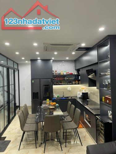 💥 SIÊU HOT ! NHÀ ĐẸP 6T 👉 PHỐ ĐỨC GIANG - CẦN TIỀN 💰 GIẢM CHÀO 1.2 TỶ - 3