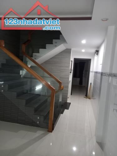 Bán nhà mới đẹp 70m2. 3 mê. Giá 3,9 tỷ.Đ. Thành thái.P. Quang Trung.Tp qui nhơn - 8