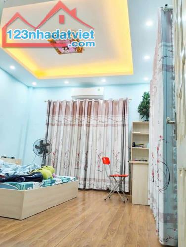 Cần bán nhà Nam Từ Liêm, hơn 9 tỷ Ô tô vào nhà - Kinh doanh 48m2 x 4 tầng - 4