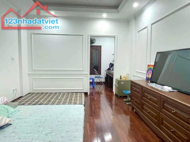 BÁN NHÀ PHẠM TUẤN TÀI, PHÂN LÔ ĐẲNG CẤP, ÔTÔ TRÁNH, KINH DOANH, SÁT PHỐ, 48M2 HƠN 15 TỶ - 1