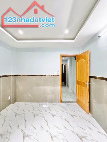 SIÊU HIẾM - 4 TẦNG - 32 M2 - HẺM ÔTÔ RỘNG 5M - KHÔNG QH/LG -  NGUYỄN ĐÌNH CHIỂU - Q.3. - 4