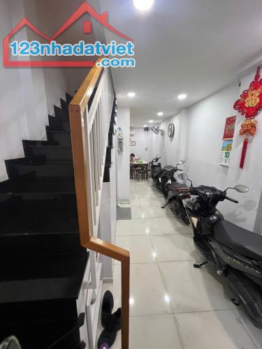 Bán nhà Tân Bình- Trần văn Quang 4 T( 3*11m), hẻm ô tô, thông tứ tung, chủ lâu năm, 4.8 t - 3