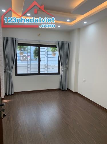 Bán nhà đường Trường Chinh, Ngã Tư Sở quận Đống Đa, 40m2, 5 tầng, 6 ngủ, lô góc,  8,1 tỷ - 1