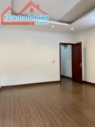 Bán Nhà phố Trần Điền, KĐT Định Công. KD sầm uất, vỉa hè DT 55m2. Giá 17.5 tỷ - 2