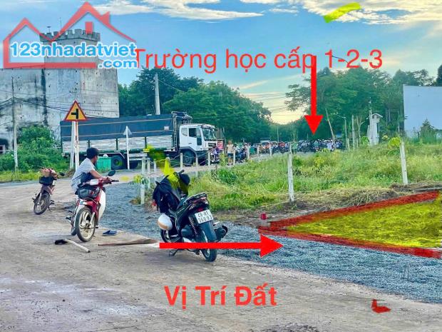 CHÍNH CHỦ VỀ BẮC ĐỊNH CƯ, CẦN BÁN LÔ NGAY ĐƯỜNG 24M CÓ THỂ KINH DOANH ĐƯỢC