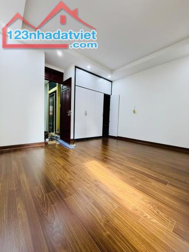 TRUNG TÂM THANH XUÂN – 60M2x5T - GARA Ô TÔ - THANG MÁY - VĂN PHÒNG – GIÁ 19.8 TỶ - 4