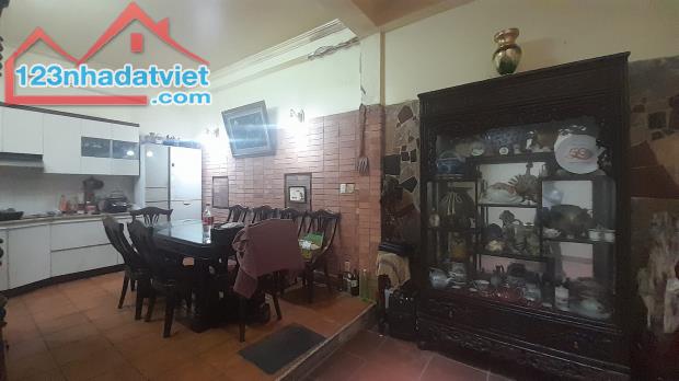 Bán gấp nhà Trần Nguyên Hãn, Cát Dài, Lê Chân, HP. 17 tỷ, 98m2, 3 tầng. - 2