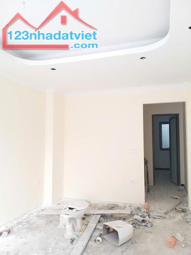 Nhà đẹp ô tô tránh, kinh doanh đường Yên Hòa Yên Nghĩa HĐ, dt 42m, 5 tầng, giá 4.5 tỷ - 2