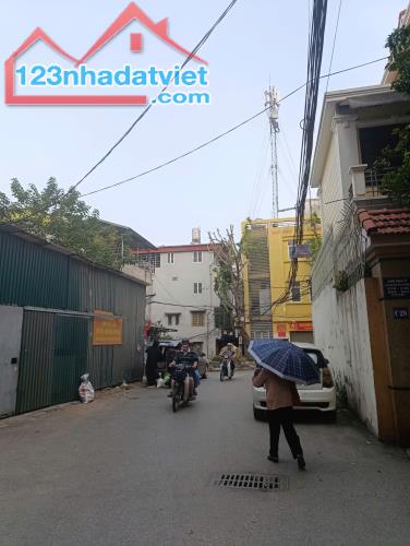 HIẾM- Tây Hồ- Ô tô vào nhà- Vỉa hè rộng thênh thang- Nhà 50m 5 tầng đẹp lung linh– 6.2 tỷ - 1