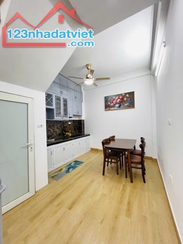 Bán Nhà Đại Từ - Hoàng Mai , DT 38m2 ,Giá Hơn 7 Tỷ , Ngõ Thông , Kinh doanh - 4