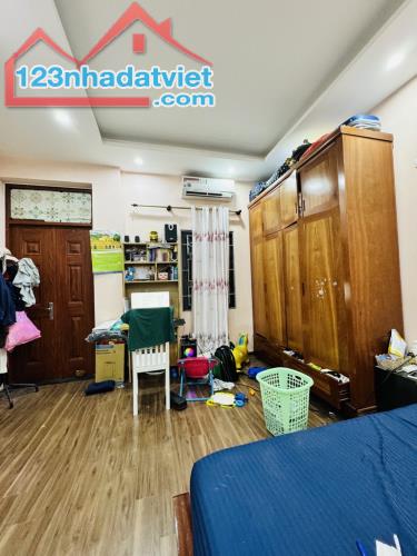 💥Nhà Đẹp Hào Nam, Đống Đa, Ngõ Ba Gác Tránh, Gần Phố, DT 32m2, 5 Tầng, Giá 6.2 Tỷ - 3