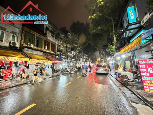 Bán Nhà Mặt Phố Cổ Quận Hoàn Kiếm 116m4T 1 SỔ 1 CHỦ 60 Tỷ Hàng Chiếu.