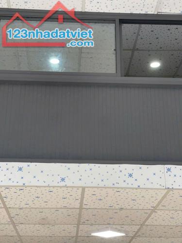 Nhà sổ hồng riêng 1 trệt 1 lửng 4,15x10m nở hậu 5m tân chánh hiệp 18 q12 - 2