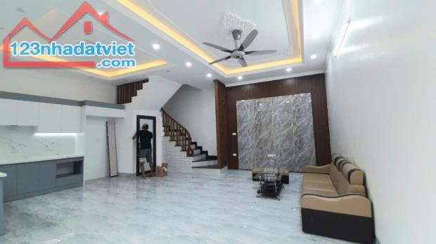 Bán nhà Liên Ninh, Thanh Trì diện tích 60m2, 4 tầng, mặt tiền 8m, MỚI ĐẸP - 2