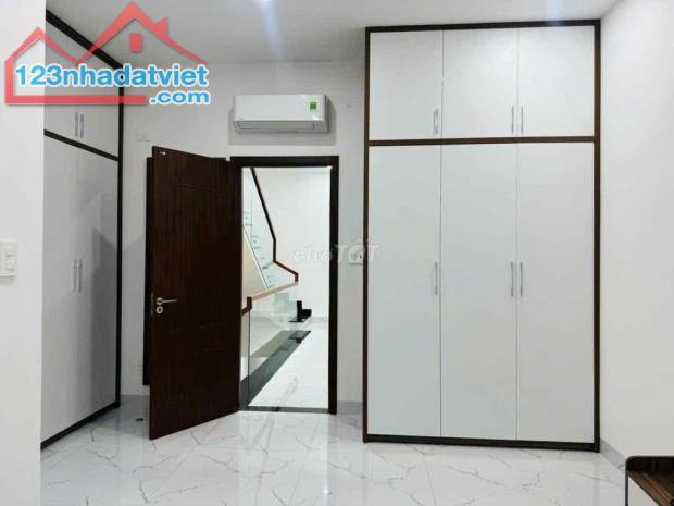 Bán nhà 3 Tầng mới MT Trần Kim Xuyến Hòa Xuân Đà Nẵng, DT sàn gần 300m2 - 4