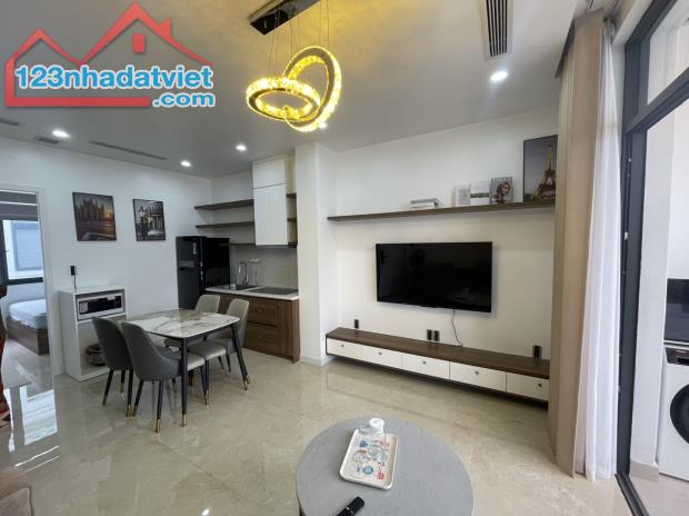 Cho thuê căn hộ tầng 5 tại Vinhomes Marina, 2 p.ngủ, DT: 80m2.