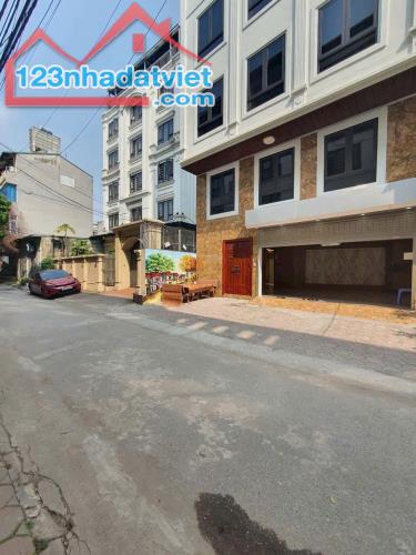 Bán nhà khu phân lô tư đình 50m² , mt 6m , 7 tầng thang máy giá 13,9 tỷ vỉa hè ôtô tránh .