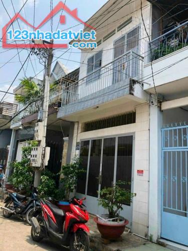 🏤 Nhà hẻm xe tải 6m THỐNG NHẤT P.16 GV Hiện trạng 1 trệt 1 lầu rộng rãi  Dt : 4 x 21m - 1