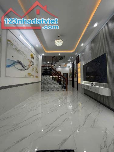 Nhà mới xây 1 lầu 1 trệt 3.6 tỷ/80m2, sân ô tô - 1