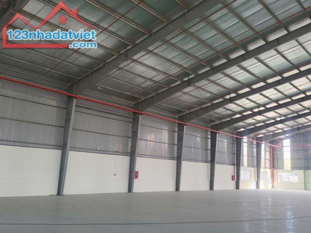 Cho thuê 2800m2 XƯỞNG 100% mới Tân Uyên KCN VSIP 2  Gía : 220 triệu/thg , PCCC tự động - 1