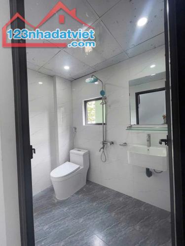 Bán nhà dt 67m2, 3.5 tầng ở Đại Thành Quốc Oai cách Hà Đông 4km, giá chỉ 3.45 tỷ - 4