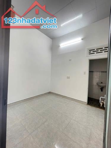 NHÀ CẤP 4 TRUNG TÂM THỊ TRẤN DIÊN KHÁNH 96M2, NGANG 5.5M, Ô TÔ THÔNG GIÁ CHỈ 1 TỶ 590 - 4