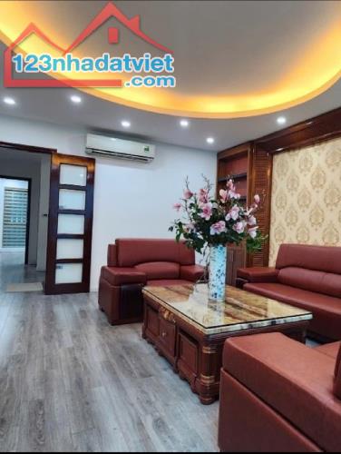 BÁN NHÀ MAI DỊCH – PHÂN LÔ – 2 MẶT TIỀN – DT 68M2 X 5T GIÁ 15 tỷ LH: 0949859830.