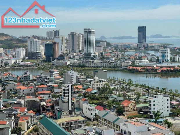 BIỆT THỰ 300m2 ĐƠN LẬP 100% View Hồ Bán đảo 3 Hùng Thắng - Phường Bãi cháy - Hạ Long - 4