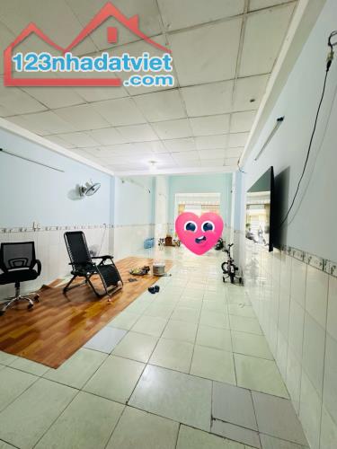 BÁN NHÀ MT Võ Thành Trang, Tân Bình 2 tầng 96m2(4,2x23). Kinh doanh đỉnh. Giá chỉ 12,8 tỷ.