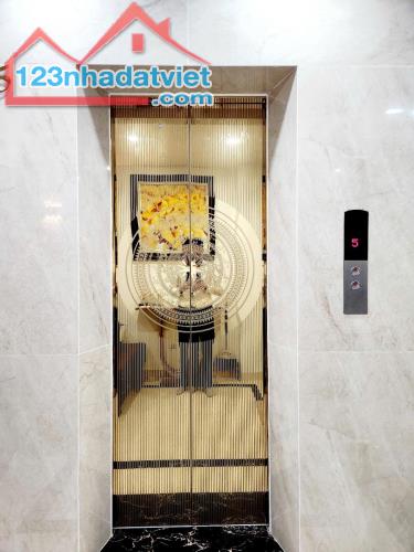 BÁN NHÀ PL KIM ĐỒNG, 2 MẶT NGÕ, KINH DOANH, VỈA HÈ,72M2X8T THANG MÁY, GIÁ 28 TỶ. Mô tả: - - 5