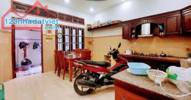 Bán Nhà Gò Vấp Quang Trung Chợ Đêm Thông Tây 98M2 Hơn 9,8 Tỷ - 2