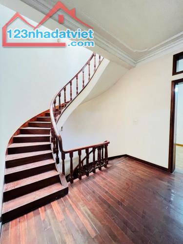 PHÂN LÔ VIP TRẦN QUANG DIỆU VỈA HÈ GARA ÔTÔ TẢI TRÁNH KINH DOANH 110m2 MT 11m SỔ ĐẸP 44 TỶ - 2