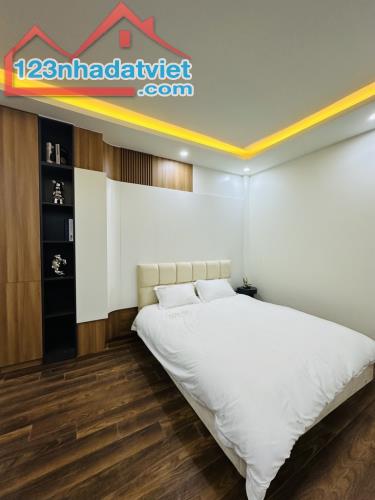 NHÀ ĐẸP TRẦN DUY HƯNG 45M2 x 6T, MT 4M, Ô TÔ, Ở SƯỚNG CHỈ 9.6 TỶ - 3