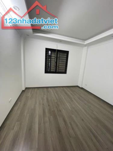 B.án nh.à mới xây Ngọc Hà - 51m2 x 4 tầng - Sát phố nhỉnh 8 tỷ.