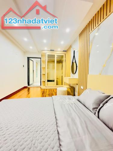 ✳️Nhỉnh 4 tỷ Bán Nhà Giếng Mứt 28 M2 4T MT 3.4 M, Chỉ 4.3 Tỷ Mặt Ngõ Kinh doanh 3 bước ra - 2