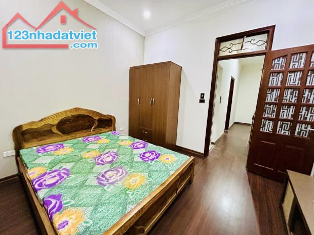 Bán Nhà Riêng Phố Hoàng Văn Thái 40m2, 5T, Ô Tô Dừng Đỗ Giá Chỉ 7,8 Tỷ - 3